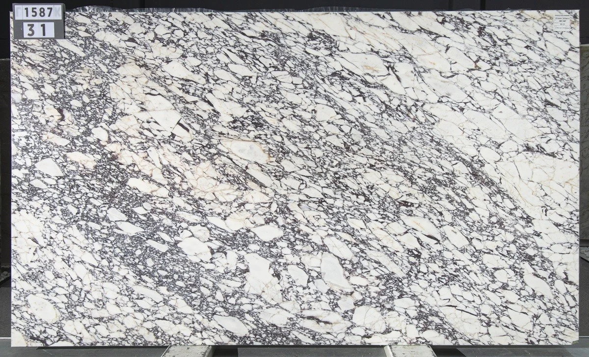 additional view of Calacatta Viola Marble slab Bundle No. MRQ-1595 - 20 mm, Finish: Polished, 6.05 m² - Sold from Eskişehir, Turkey by Marque Natural Stones