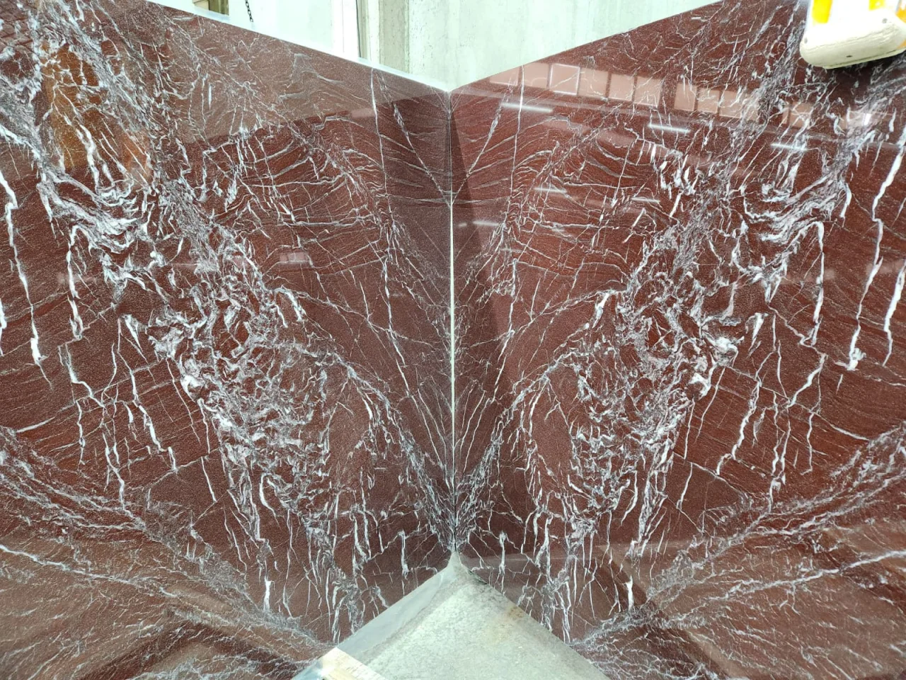 Mármol Rosso Laguna ya disponible en inventario - 3