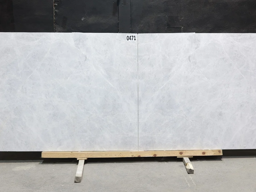 polished Holanta Dolomite slab