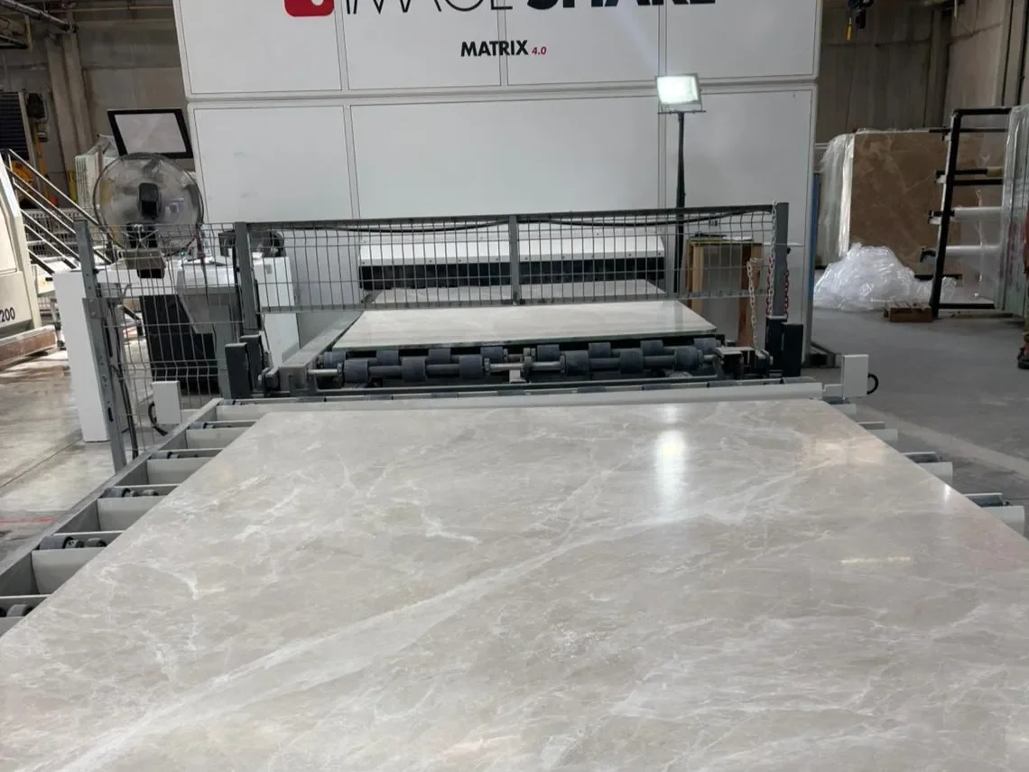 Moon Cream - From Block to Slab - 4